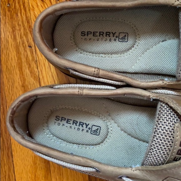 Women’s Sperry Boat Shoes - Picture 2 of 5